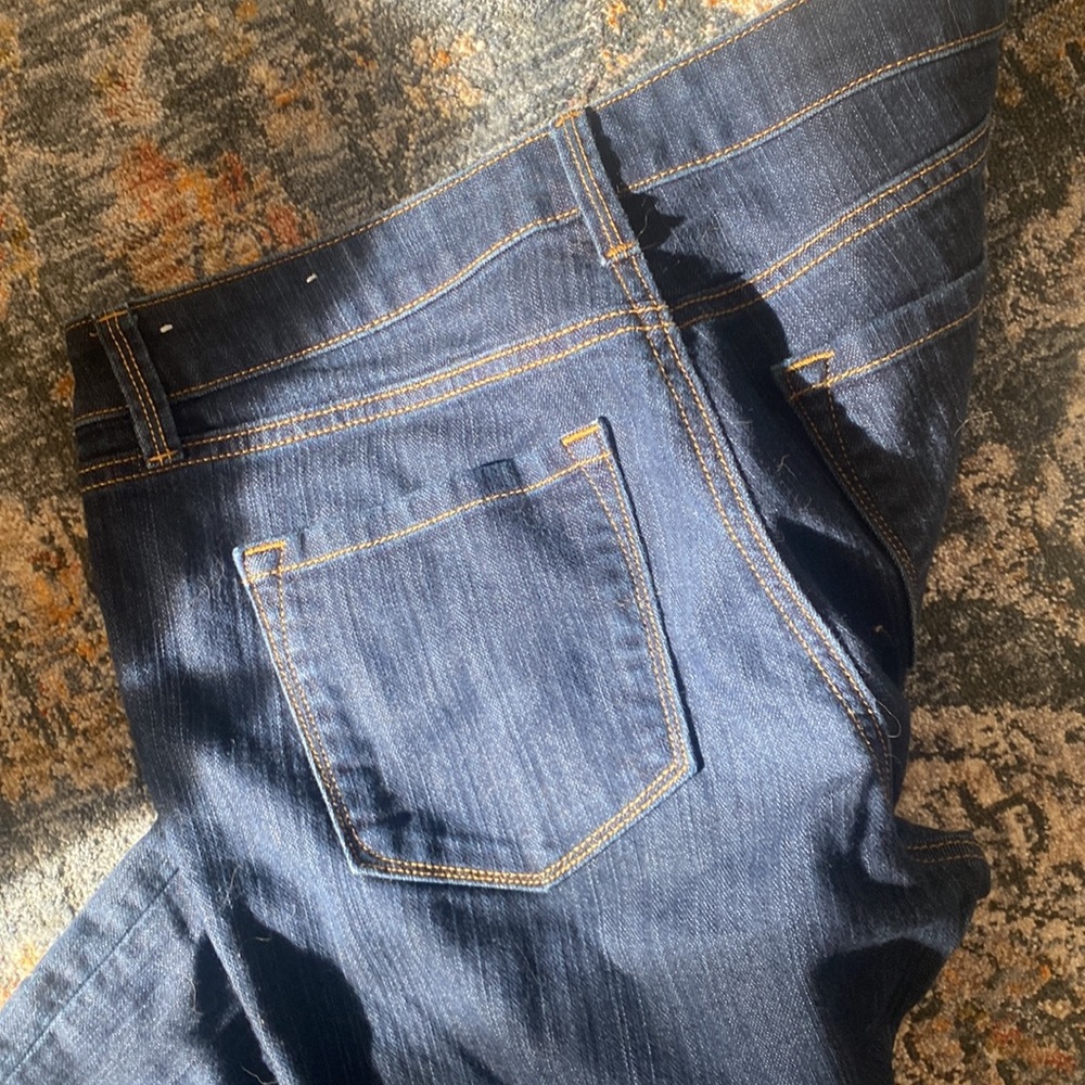 Jeans - Picture 3 of 4